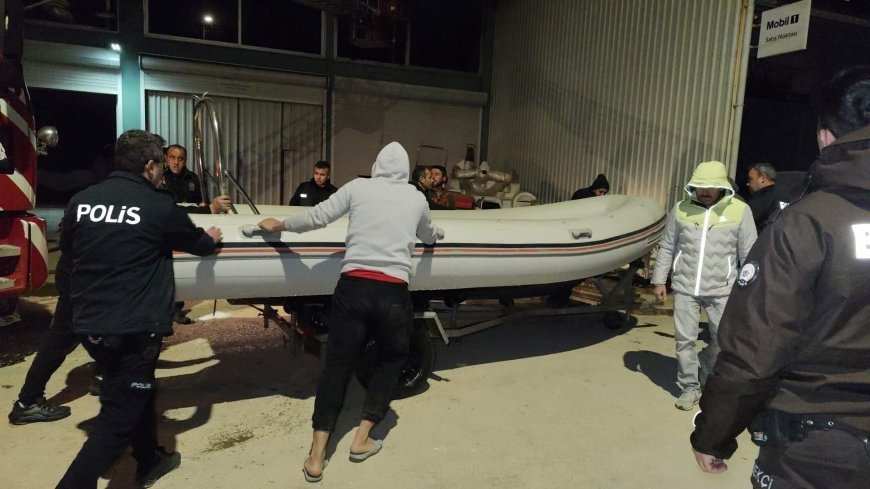 Antalya'da sanayi sitesinde alevler yükseldi! Fiber tekne atölyesinde patlamalar yaşandı