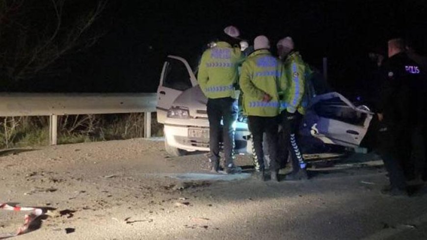 Arnavutköy’de otomobil ile kamyonet çarpıştı: 1 ölü, 2 yaralı