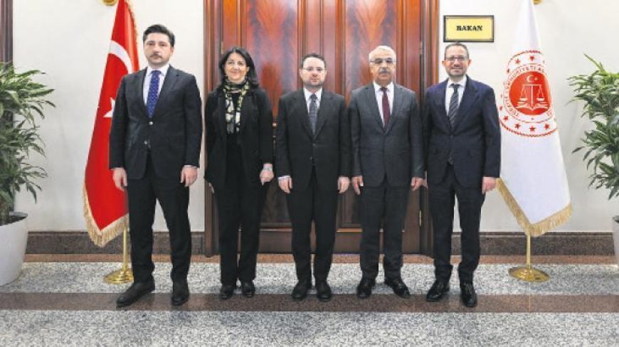 İmralı Heyeti’nden iki bakana ziyaret