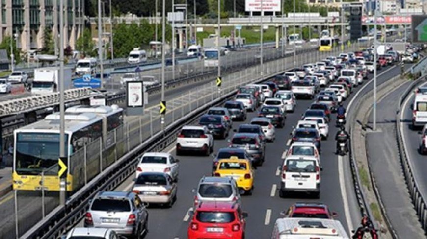 Trafikte hız limitleri ve cezalar güncellendi! İşte yeni dönemin ayrıntıları...