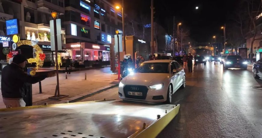 Makas pahalıya patladı: 90 bin lira ceza kesildi, hem ehliyeti gitti hem arabası