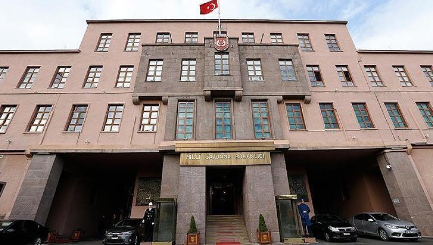 Son dakika... MSB: İran'dan ateşlenen balistik füze etkisiz hale getirildi