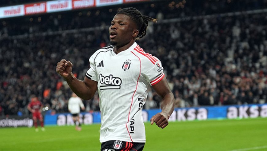 Beşiktaş'ta El Bilal Toure'den göndermeli paylaşım!