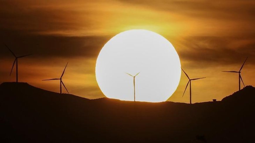 2025'te devreye giren güneş ve rüzgar enerjisi kapasitesi rekor kırdı