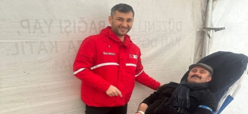MHP VE KIZILAY İŞ BİRLİĞİYLE DÜZENLENEN KAN BAĞIŞI KAMPANYASINDA 35 ÜNİTE KAN BAĞIŞI ALINDI