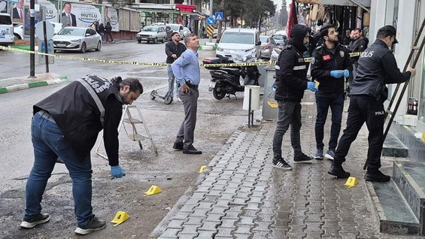 Gaziantep'te banka şubesine silahlı saldırı! Olay kamerada