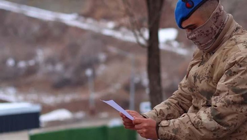 Samsunlu öğrencilerden Mehmetçiğe duygu dolu mektuplar! Görevdeki askerlere moral oldular