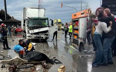 Kırmızı ışık ihlali faciaya dönüştü! Direğin altında kalan yaşlı adam öldü: Kızı sinir krizi geçirdi