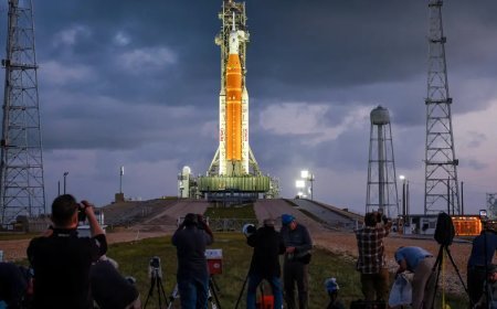 Geri sayım başladı. İnsanlık bu gece Ay'a geri dönüyor