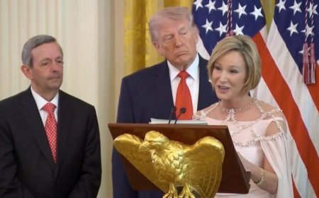 SON DAKİKA HABERLER: Beyaz Saray'ın havası buz kesti: Trump'ın danışmanından tartışma yaratan sözler! 'Tıpkı İsa gibi'