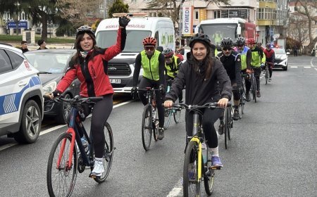 Tekirdağlı bisikletçiler, şehitler anısına Çanakkale'ye pedal çeviriyor