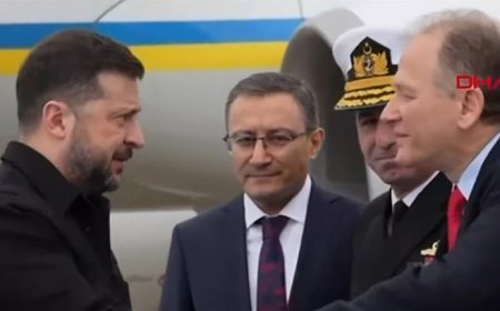 Ukrayna Devlet Başkanı Zelenskiy İstanbul'da