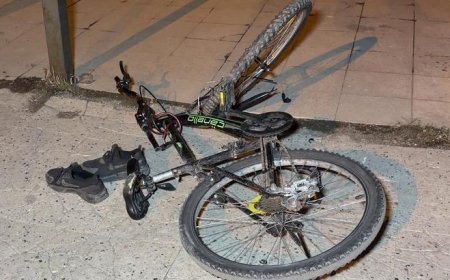 Bisikletle ekmek almaya giderken otomobilin çarptığı Alperen'in duran kalbi yeniden çalıştırıldı