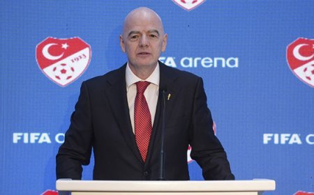 FIFA başkanı 'Türkiye' tezahüratı yaptı!