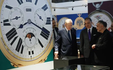 Cumhurbaşkanı Erdoğan "Muhteşem Cep Saatleri Koleksiyonu" sergisini ziyaret etti