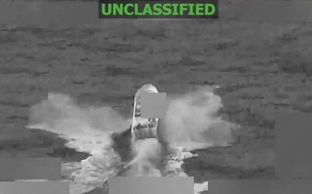 ABD ordusu Pasifik'te bir tekneyi daha vurdu! '2 narko terörist öldürüldü'