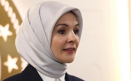 Bakan Göktaş'tan sosyal medyaya düzenleme mesajı: Aileyi ve çocuğu koruyacak