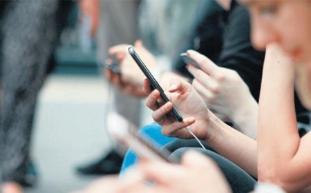 Ekran bağımlılığı hepimizin sorunu