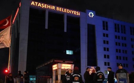 Son dakika... Ataşehir Belediyesine yönelik operasyonda 18 şüpheli gözaltına alındı