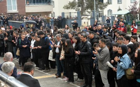 Ayser Çalık Ortaokulu yeni binada eğitime başladı. İlk gün herkes seferber oldu