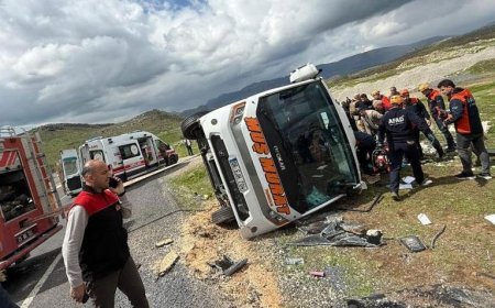 Son dakika kaza haberleri: Diyarbakır’da yolcu otobüsü devrildi! Ölü ve yaralılar var