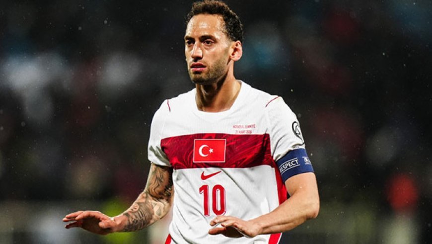 Hakan Çalhanoğlu, milli takım tarihine geçti!