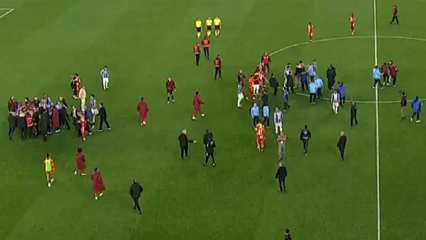 Trabzon'da maç sonu olay çıktı, Abdülkerim Bardakcı kırmızı gördü!