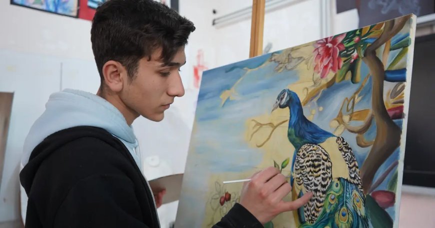 Şırnaklı ressama ABD'den tam burs. "Sanatın Aziz Sancar'ı olmak istiyorum"