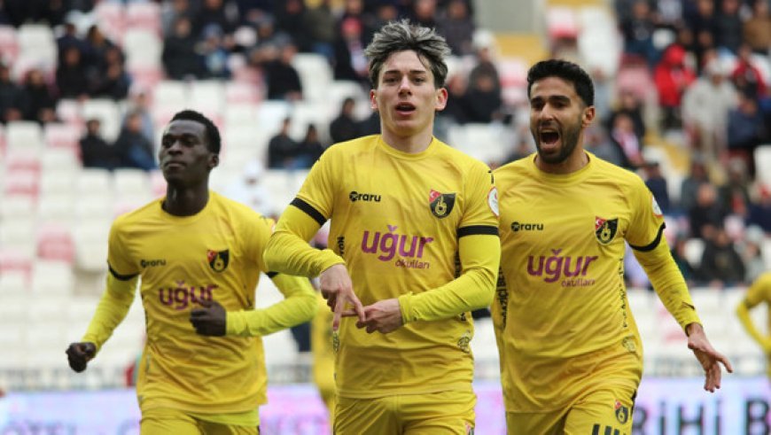 Sivasspor evinde İstanbulspor'a kaybetti!