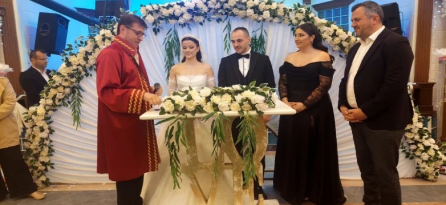 AYKAÇ VE İNCİ AİLELERİNİN MUTLU GÜNÜ