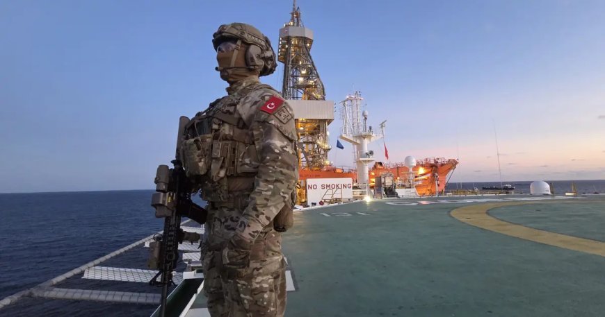 MSB'den Çağrı Bey paylaşımı. "Sondaj gemilerimize tam koruma sağlanıyor"