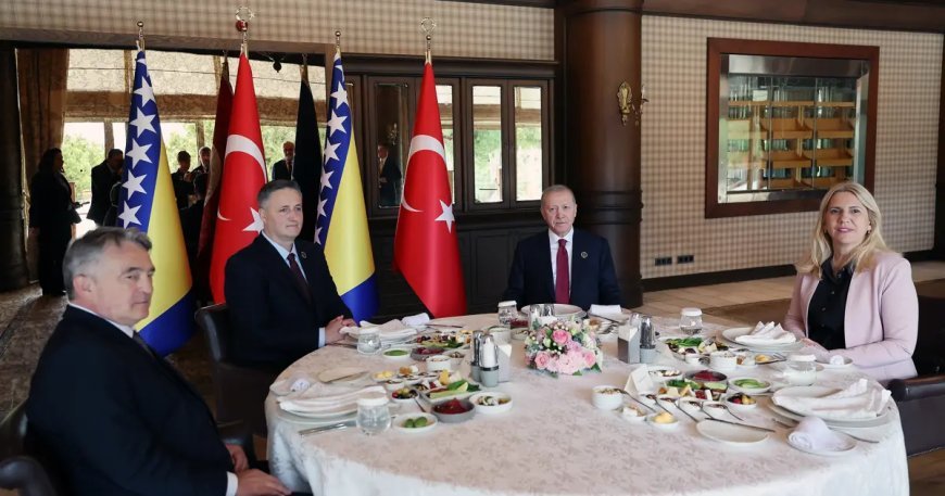 Cumhurbaşkanı Erdoğan'ın diplomasi trafiği sürüyor