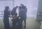 Malatya’daki depremde yürekleri ısıtan anlar! Görme engelli öğrenciyi kucaklarında taşıdılar