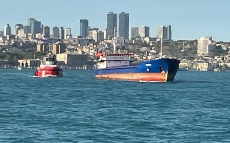 İstanbul Boğazı'nda gemi arızası! Trafik askıya alındı