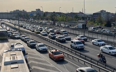İstanbul'da iş çıkışı trafik yoğunluğu yüzde 78'lere çıktı