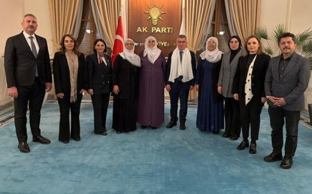 'Barış Anneleri'nden AK Parti'ye ziyaret