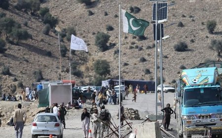 SON DAKİKA HABERLER: Pakistan'da karakola saldırı! 12 polis öldü, yaralılar var