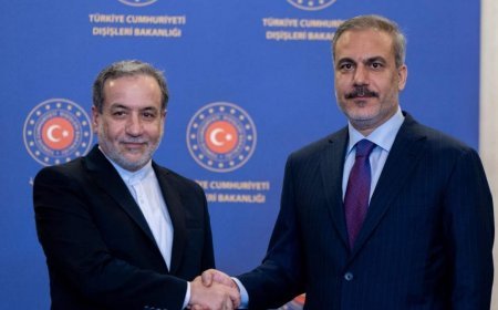 Dışişleri Bakanı Hakan Fidan, İran Dışişleri Bakanı Arakçi ile telefonda görüştü