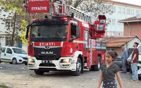 Apartman dairesinde çıkan yangın büyümeden söndürüldü
