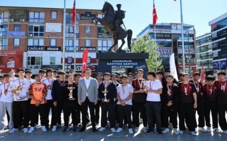 ÇERKEZKÖY’DE GENÇLİK HAFTASI COŞKUYLA BAŞLADI
