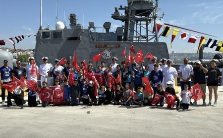 TCG Gurbet hücumbotu, Tekirdağ'da ziyarete açıldı
