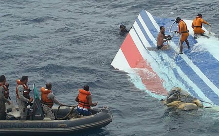 228 kişinin öldüğü uçak kazasında 16 yıl sonra gelen karar! 'Taksirle ölüme neden olmak'