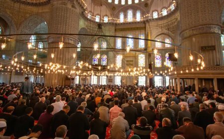Bayram namazı nasıl kılınır, kaç rekat? Bayram namazı niyeti nasıl edilir? (Diyanet adım adım bayram namazı kılınışı)
