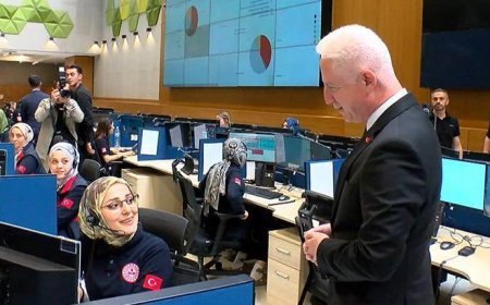 İstanbul Valisi Gül'den 112 Acil Çağrı Merkezi'ne bayram ziyareti