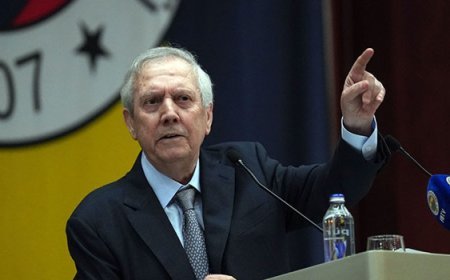 Aziz Yıldırım’dan Londra’da transfer bombası: "1 Haziran’da 2 isim bitiyor!"
