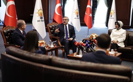 Siyasi partilerin bayramlaşma programı başladı! AK Parti ve CHP'den 3 bayram sonra ilk ziyaret