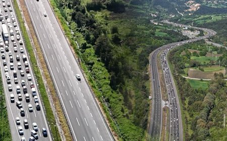 SON DAKİKA TRAFİK HABERLERİ: Bolu geçişinde uzun araç kuyrukları