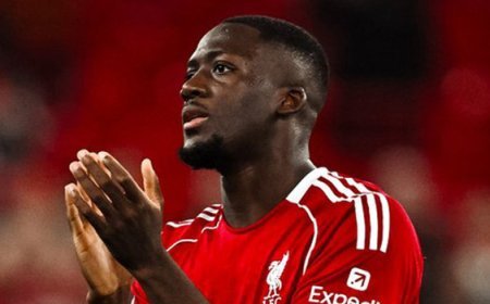 Ibrahima Konate, Liverpool'a veda etti!