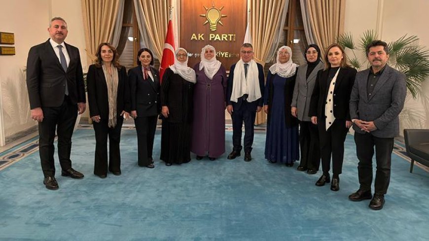 'Barış Anneleri'nden AK Parti'ye ziyaret