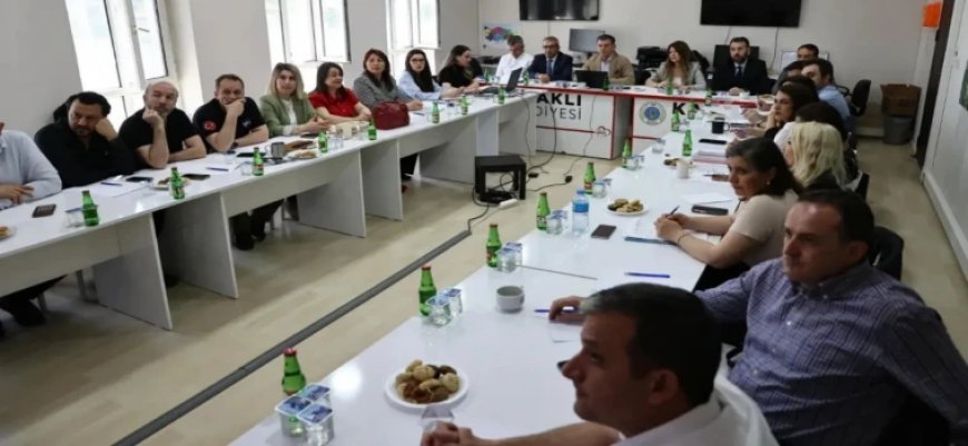 KAPAKLI BELEDİYESİ’NDE STRATEJİK PLAN İZLEME VE DEĞERLENDİRME TOPLANTISI YAPILDI